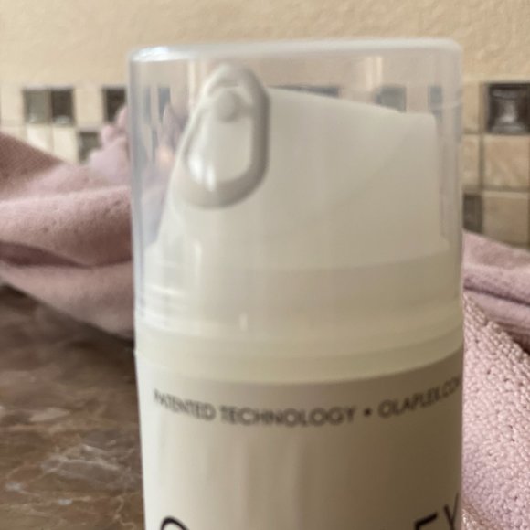 OLAPLEX No 8 Bond Intense Moisture Mask - NEW - Picture 3 of 3